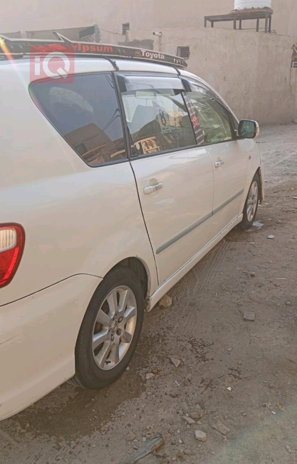 تويوتا إبسم